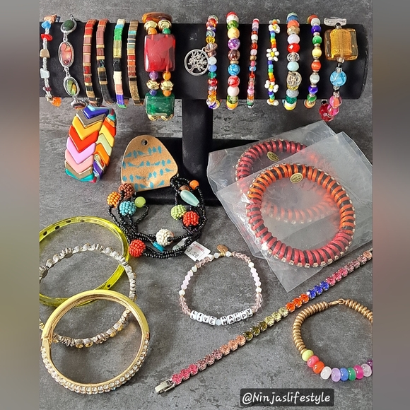 Multicolor Bracelet/Bangle Bundle - Picture 2 of 9